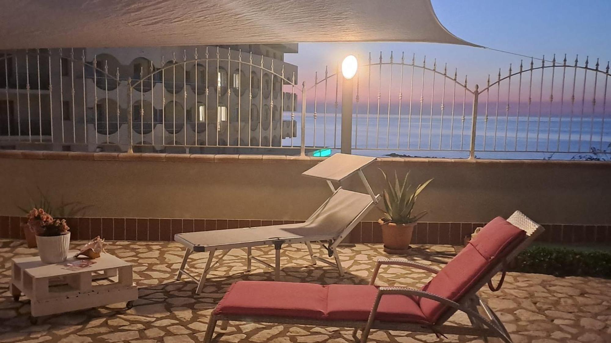 Bed and Breakfast Tramonto Sul Mare Термоли Экстерьер фото